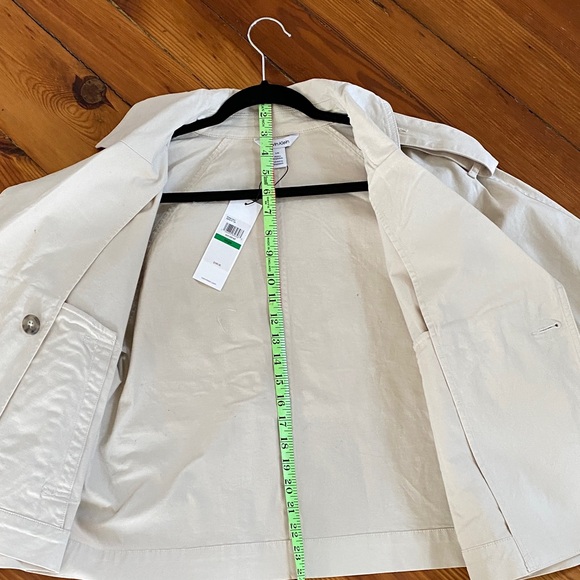 Calvin Klein Cream Cropped Double-Breasted Trench Jacket - Picture 6 of 9